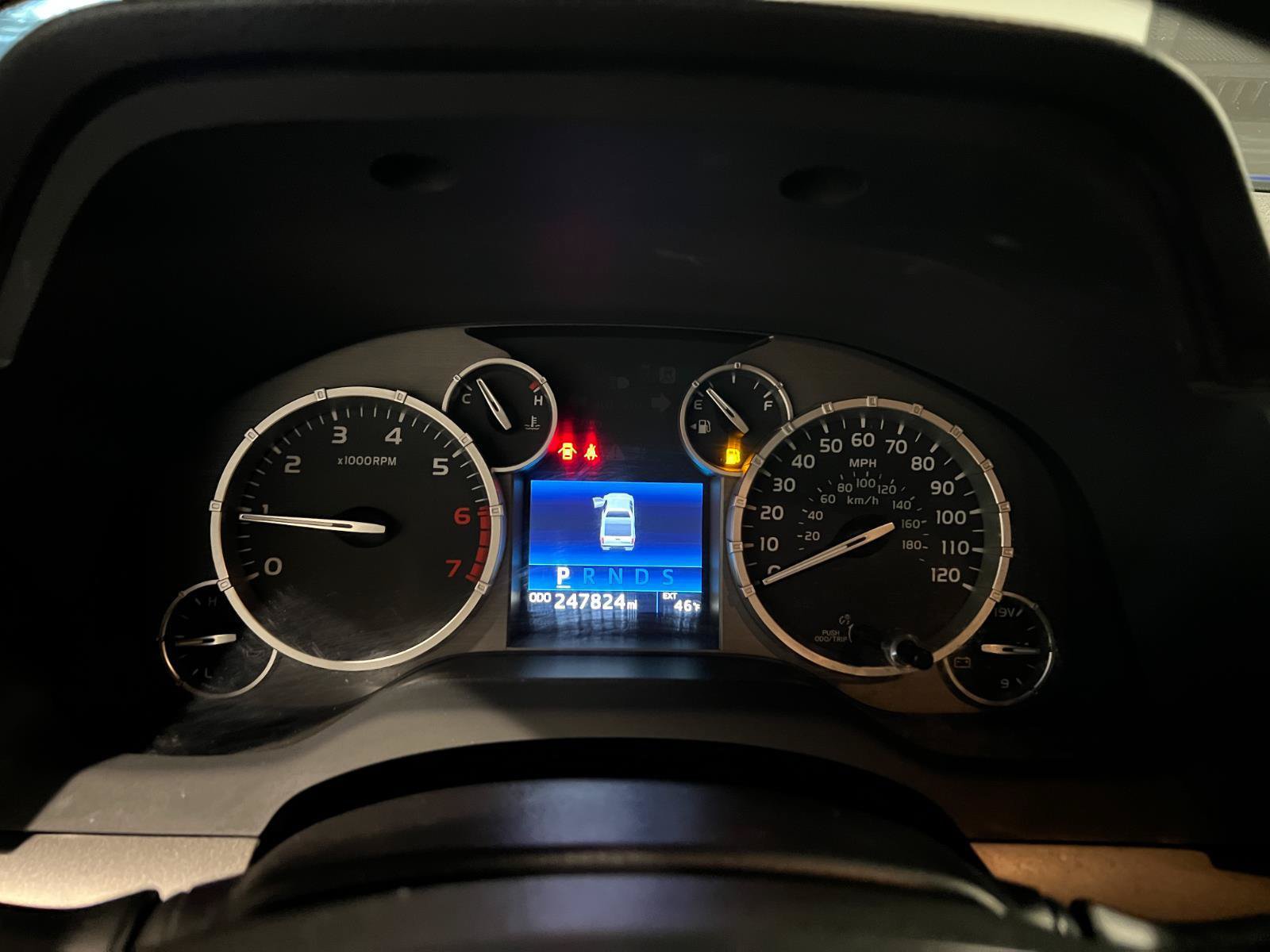 Used 2015 Toyota Tundra SR5 w/ SR5 Upgrade Package AWD/4WD image 12