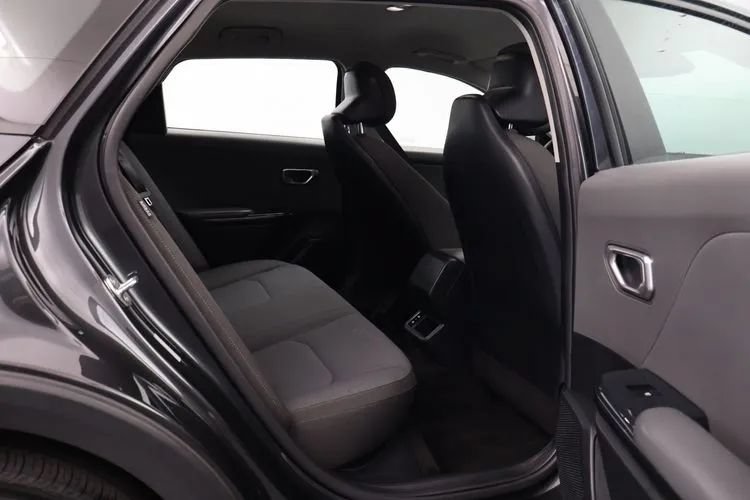 Used 2025 Kia K4 FWD image 17