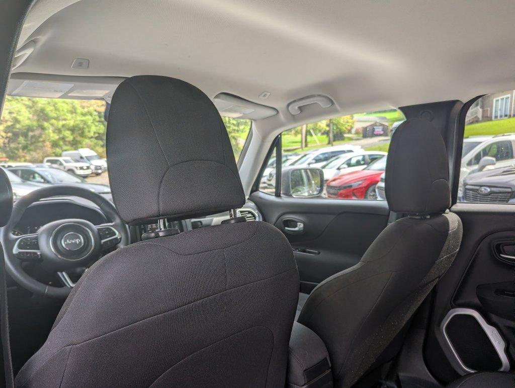Used 2019 Jeep Renegade Sport w/ Sport Appearance Group AWD/4WD image 8