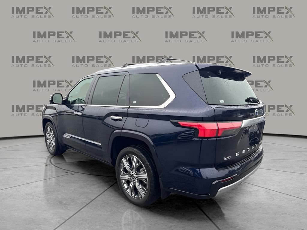 Used 2023 Toyota Sequoia Capstone AWD/4WD image 2