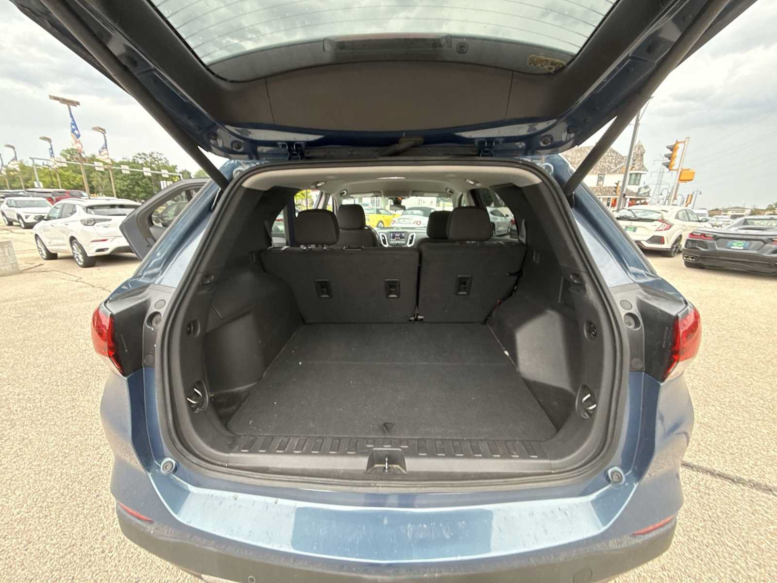 Certified 2024 Chevrolet Equinox LT FWD image 23