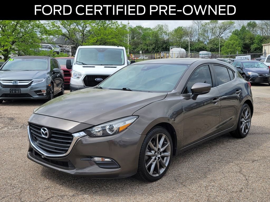 Used 2018 MAZDA MAZDA3 Touring FWD video 2
