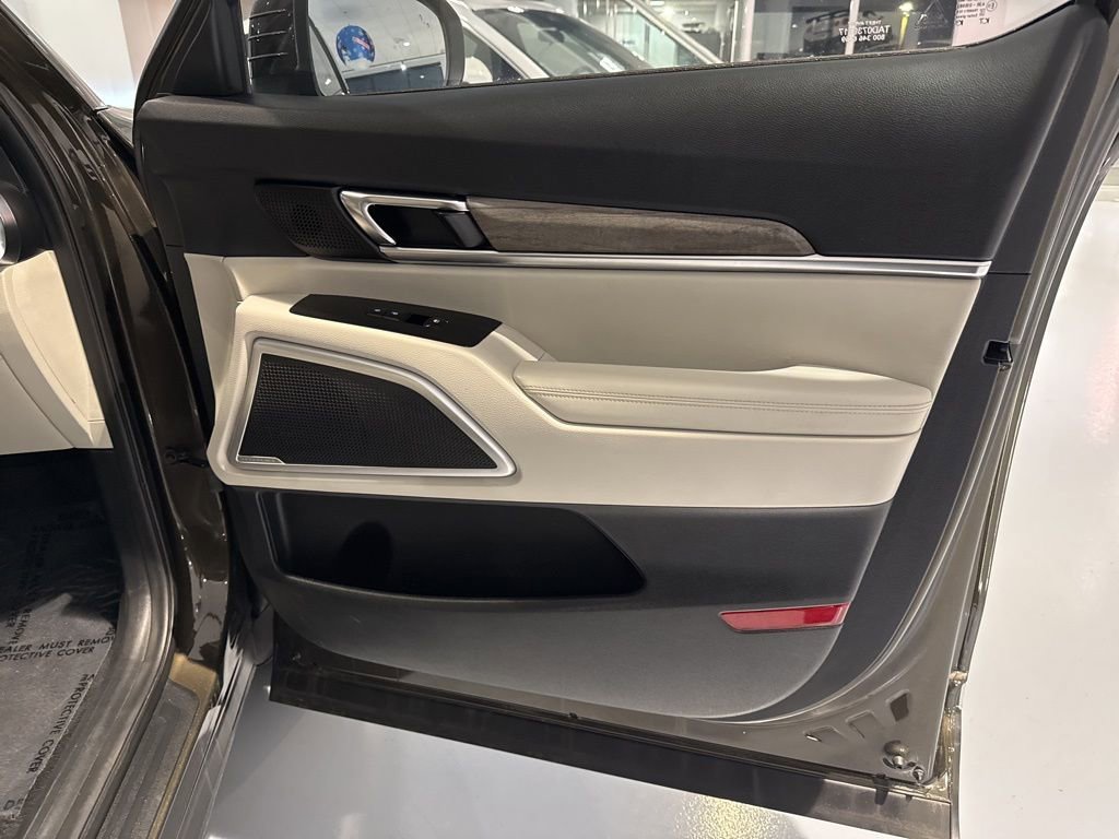 Used 2021 Kia Telluride EX w/ EX Premium Package image 27