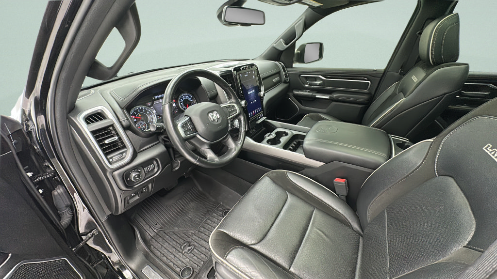 Used 2020 RAM 1500 Laramie w/ Sport Appearance Package AWD/4WD image 14