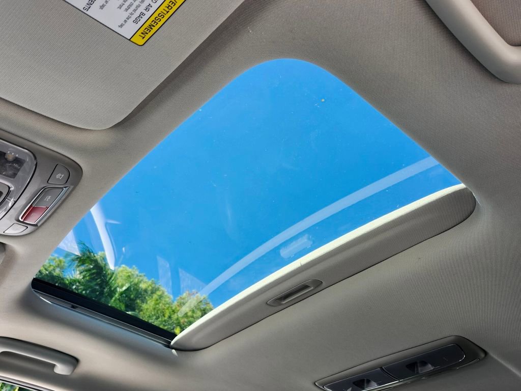 Used 2023 Kia Telluride S w/ S Sunroof Package image 20