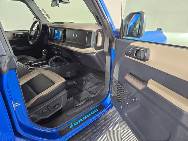 Used 2023 Ford Bronco Wildtrak image 14