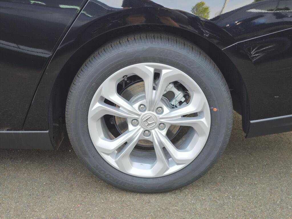New 2026 Honda Accord LX image 10