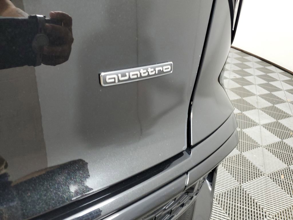 New 2026 Audi Q3 quattro 2.0T AWD/4WD image 7