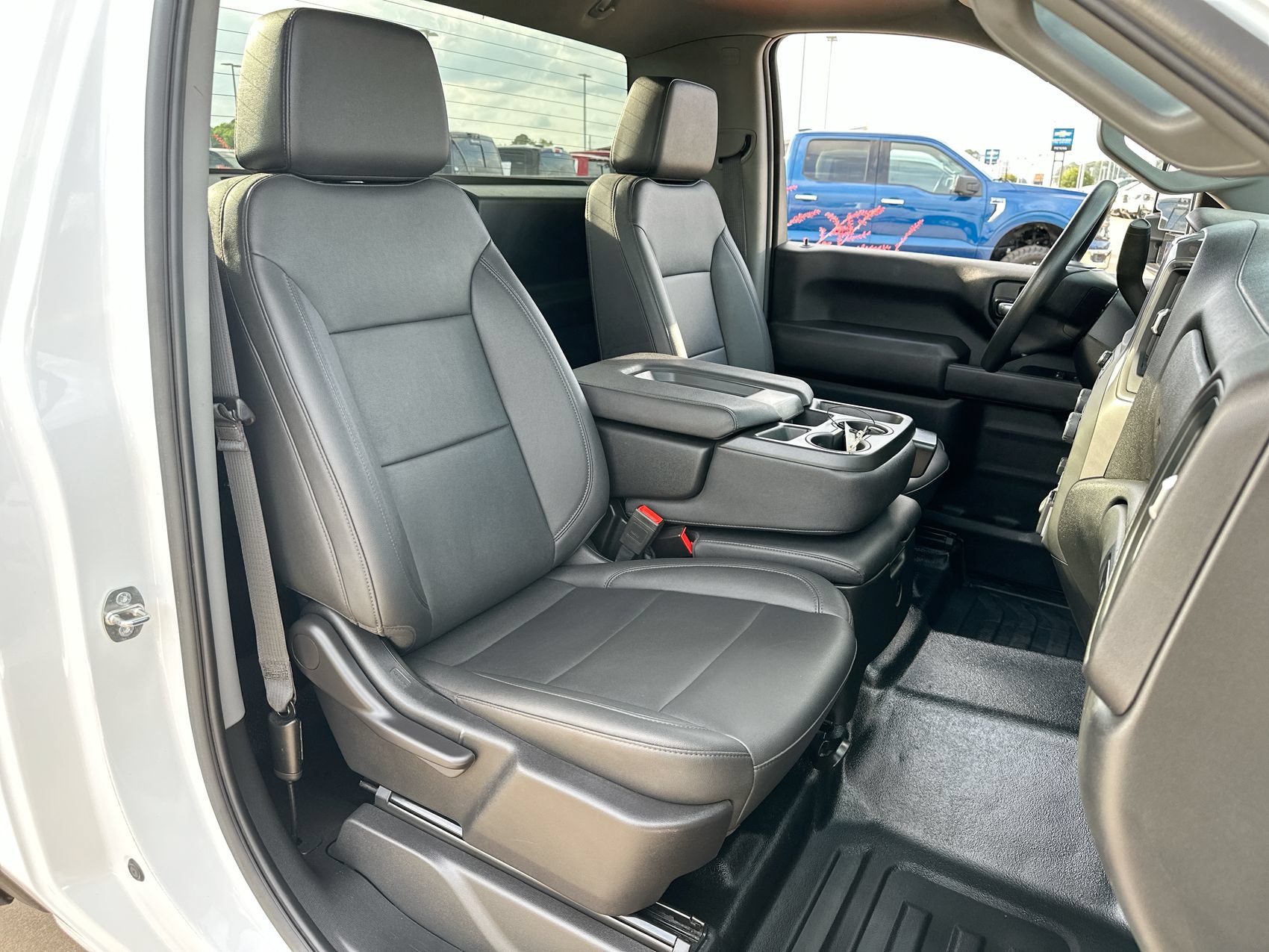 Used 2024 Chevrolet Silverado 3500 W/T AWD/4WD image 22