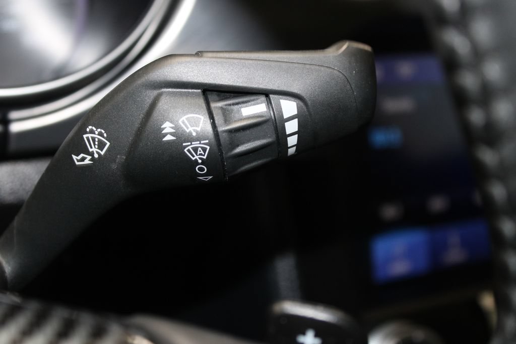 Used 2021 Ford Mustang Premium RWD image 30