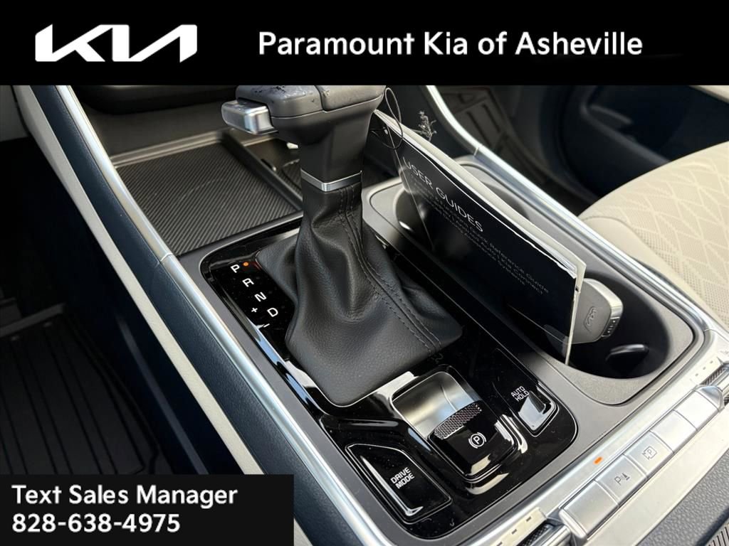 New 2026 Kia Carnival SX w/ SX Dark Edition Package image 26