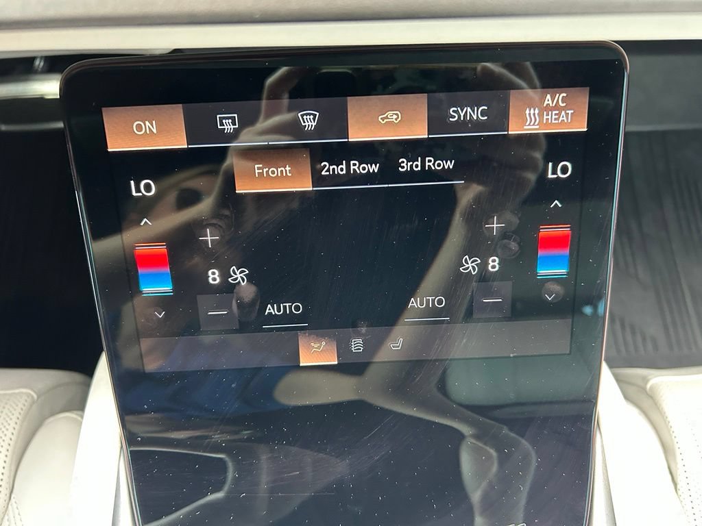 Used 2026 Cadillac Vistiq Sport AWD/4WD image 33