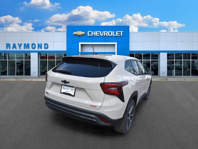 New 2026 Chevrolet Trax RS w/ Sunroof Package FWD image 4