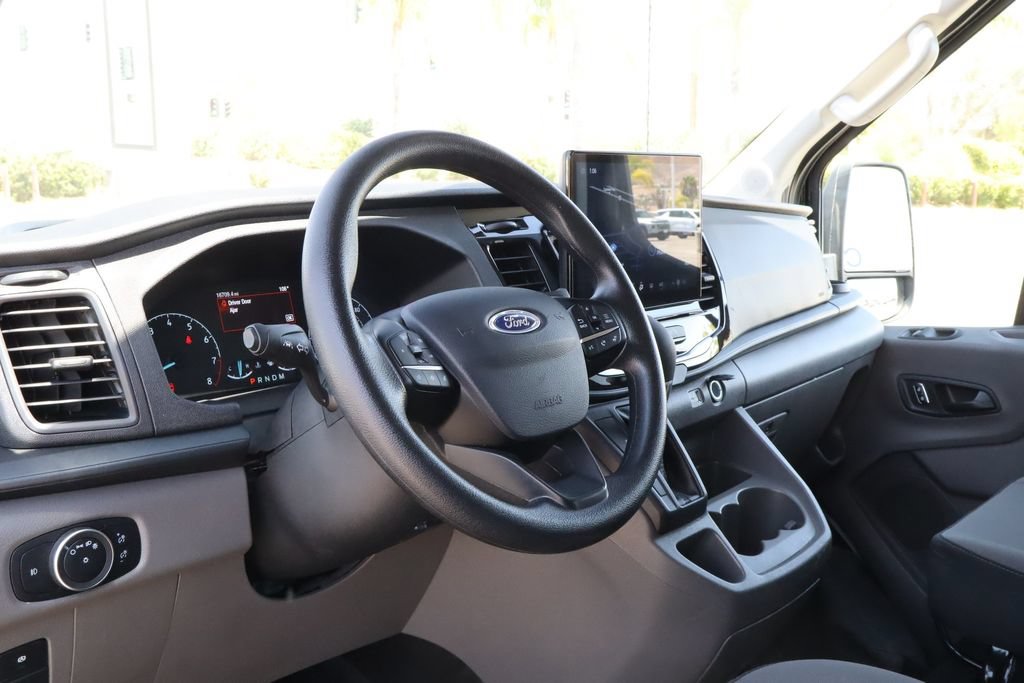 Used 2025 Ford Transit 350 XLT RWD image 18