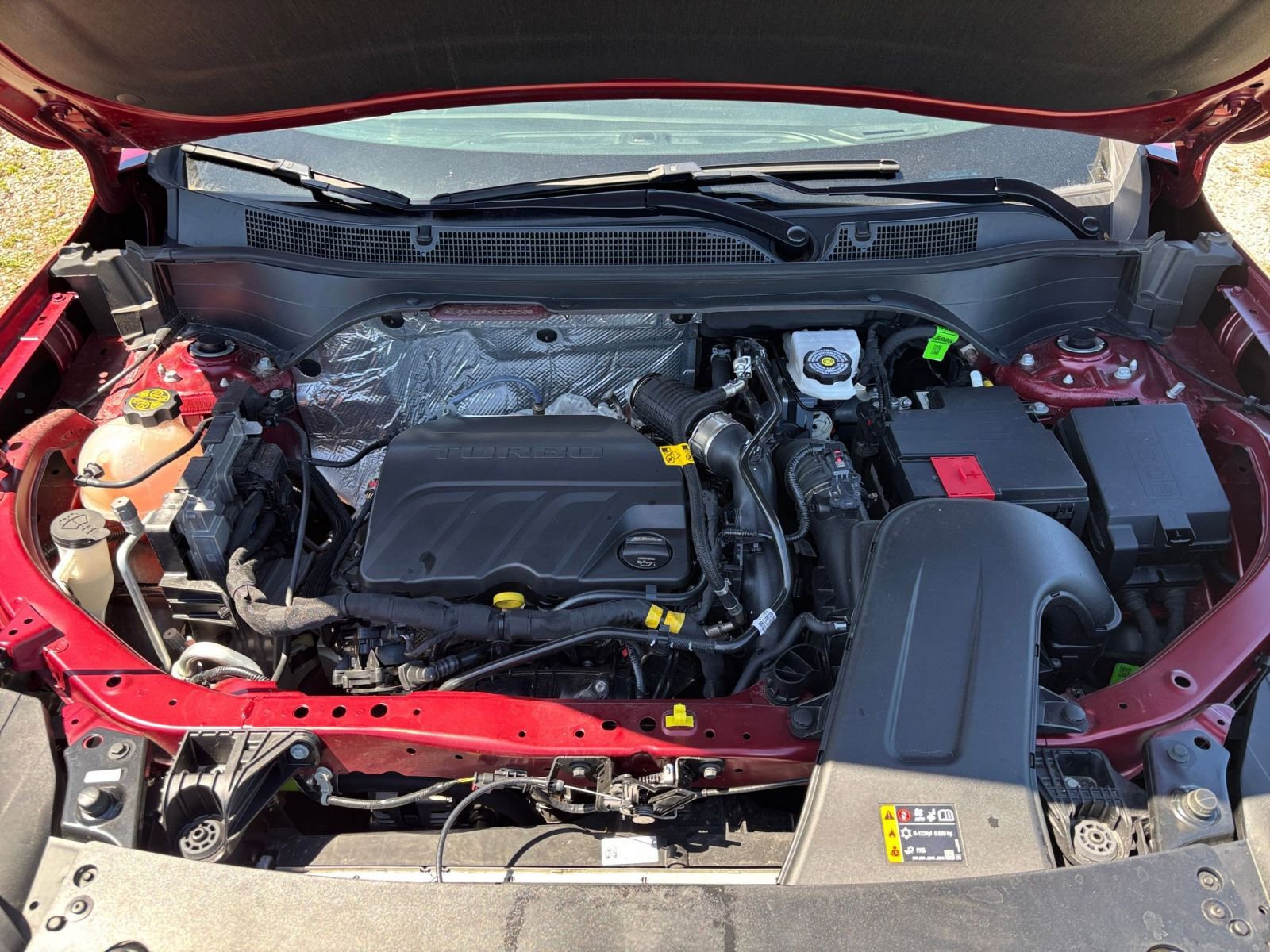 Used 2025 Chevrolet Trax LT w/ LT Convenience Package image 33