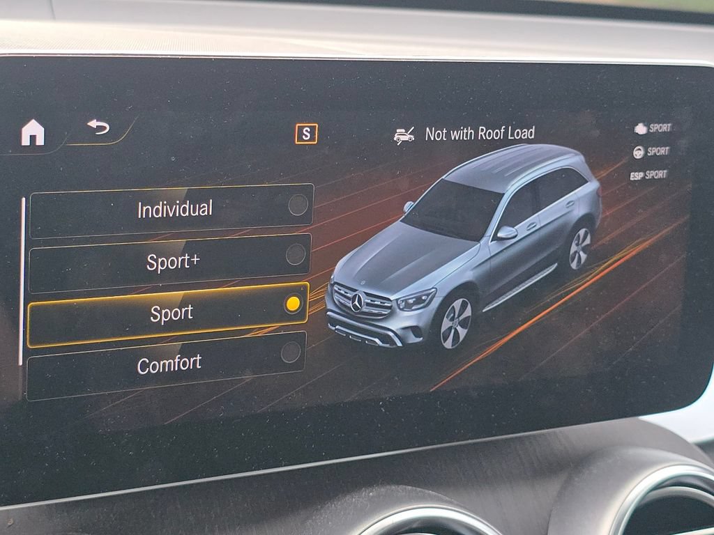 Used 2022 Mercedes-Benz GLC 300 4MATIC image 32