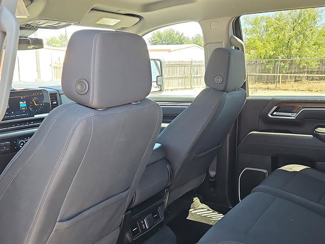 Used 2025 Chevrolet Silverado 2500 LT w/ Convenience Package AWD/4WD image 10
