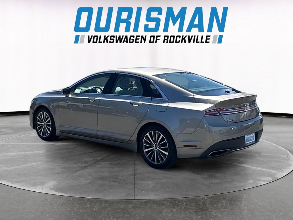 Used 2018 Lincoln MKZ Select w/ Select Plus Package AWD/4WD image 4