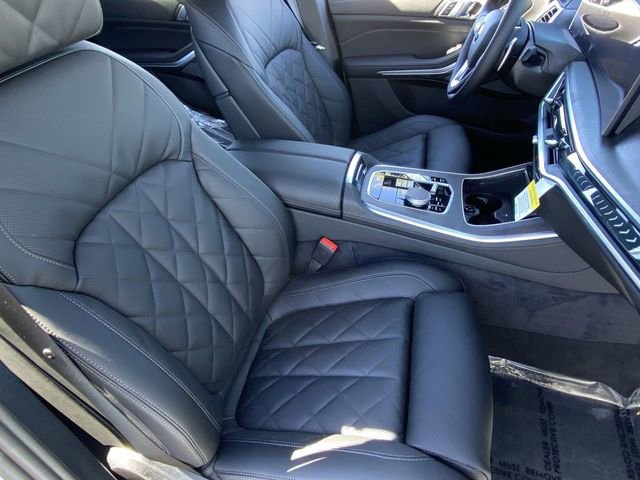 Used 2026 BMW X5 sDrive40i w/ Climate Comfort Package RWD image 11