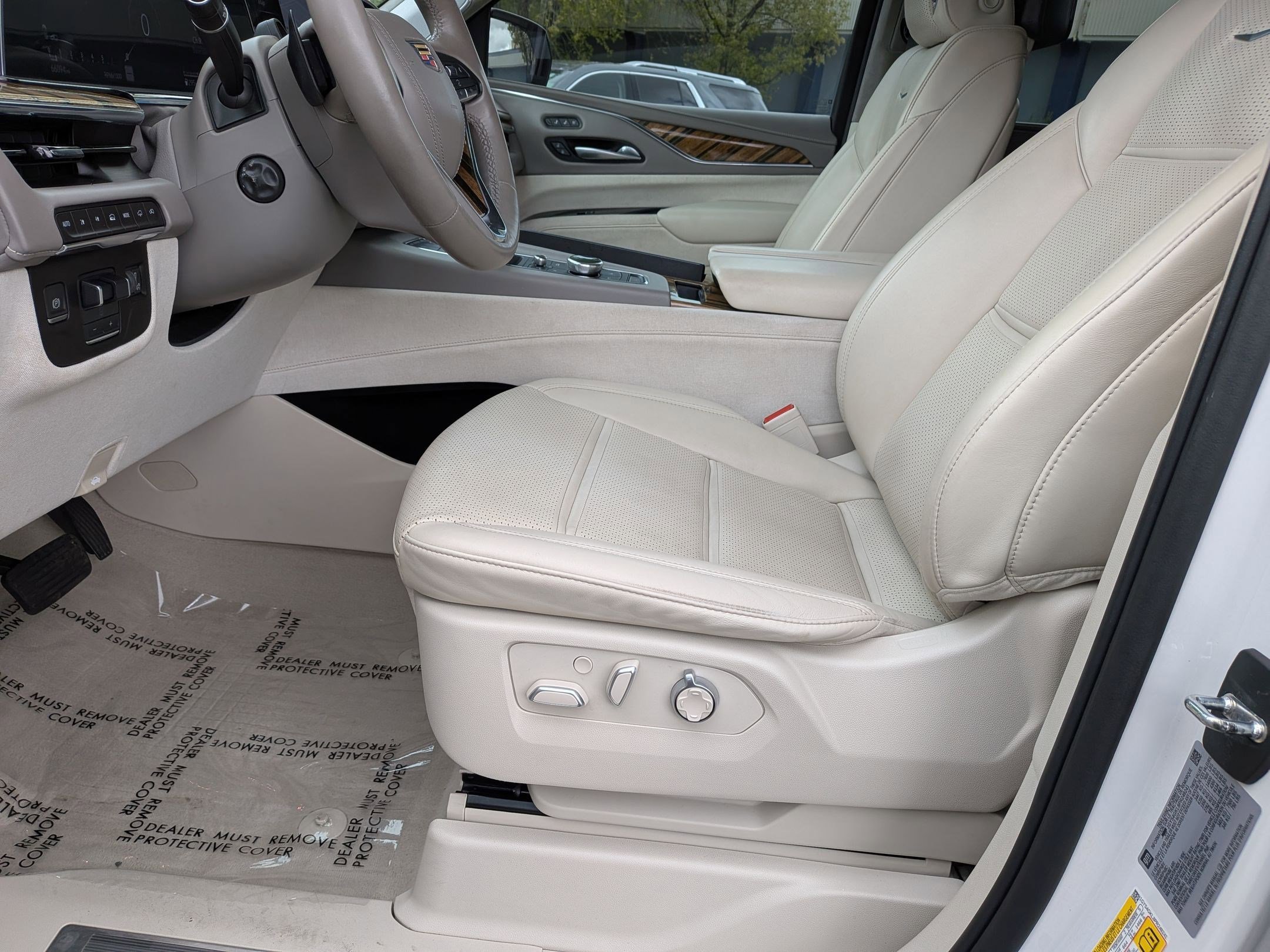 Used 2023 Cadillac Escalade Sport Platinum AWD/4WD image 27