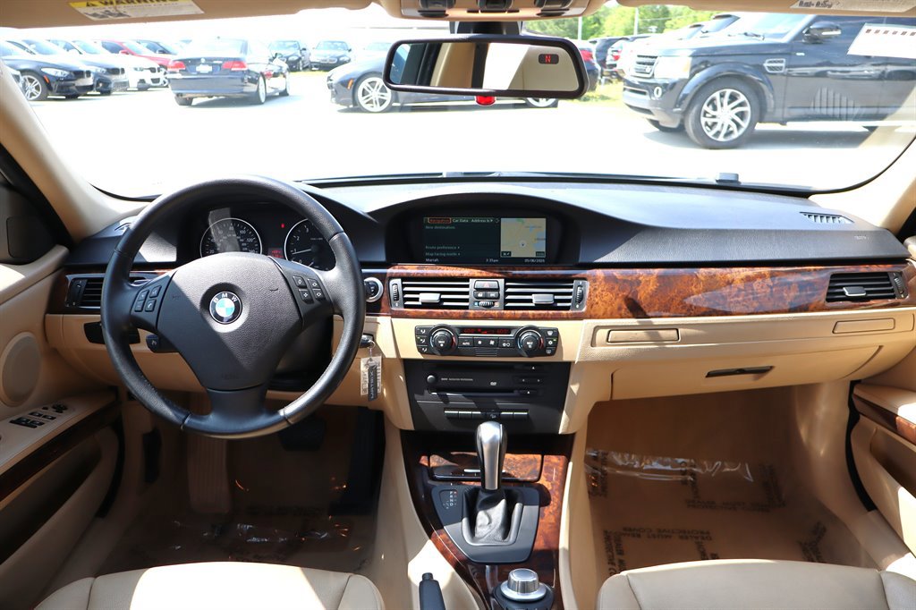 Used 2006 BMW 330xi Sedan AWD/4WD image 12