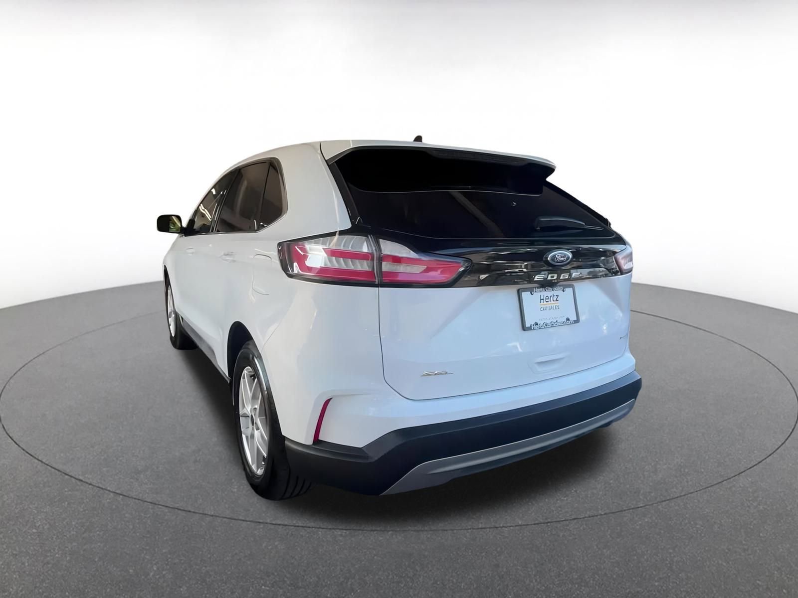 Used 2024 Ford Edge SEL image 10