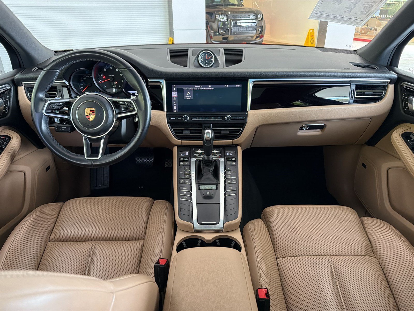 Used 2019 Porsche Macan AWD/4WD image 17