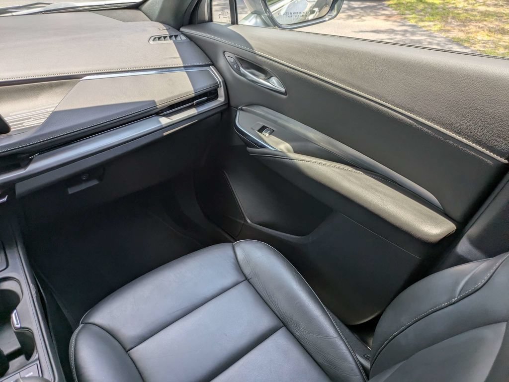 Certified 2024 Cadillac XT4 Premium Luxury FWD image 20
