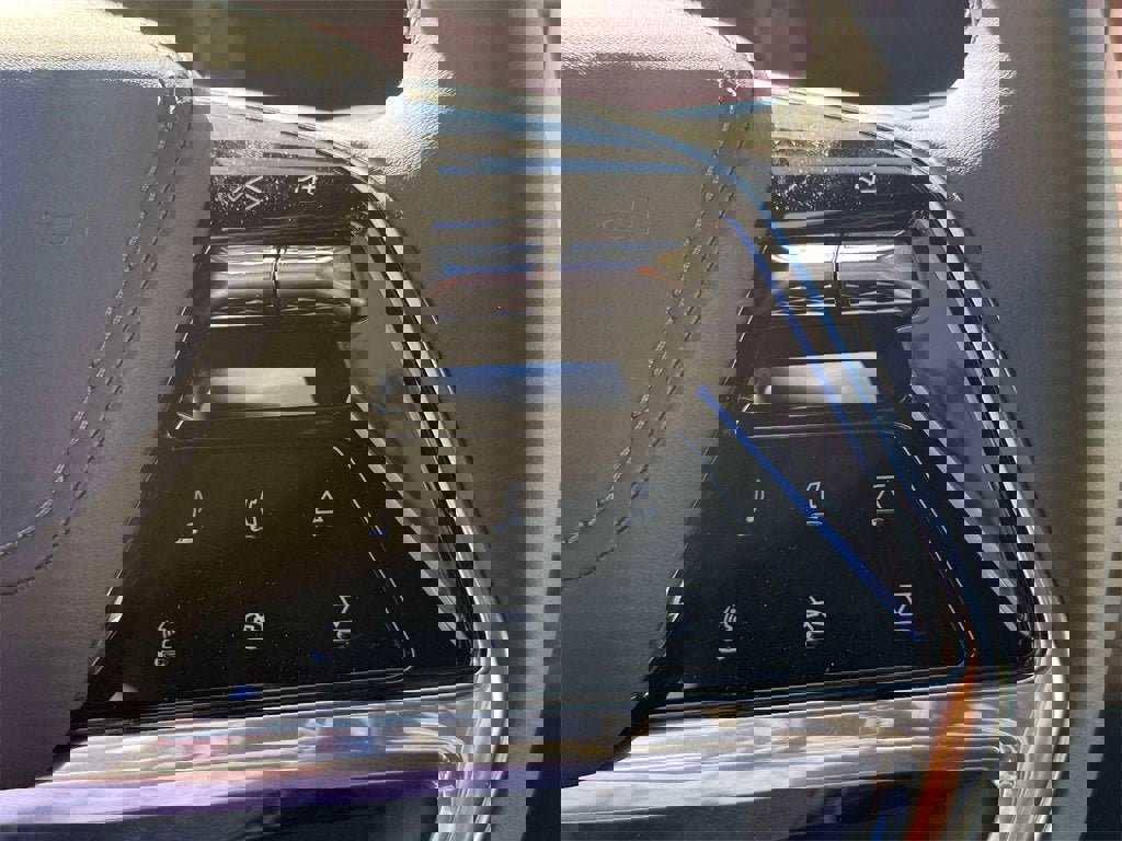 New 2025 Cadillac Escalade IQ Luxury 2 image 16