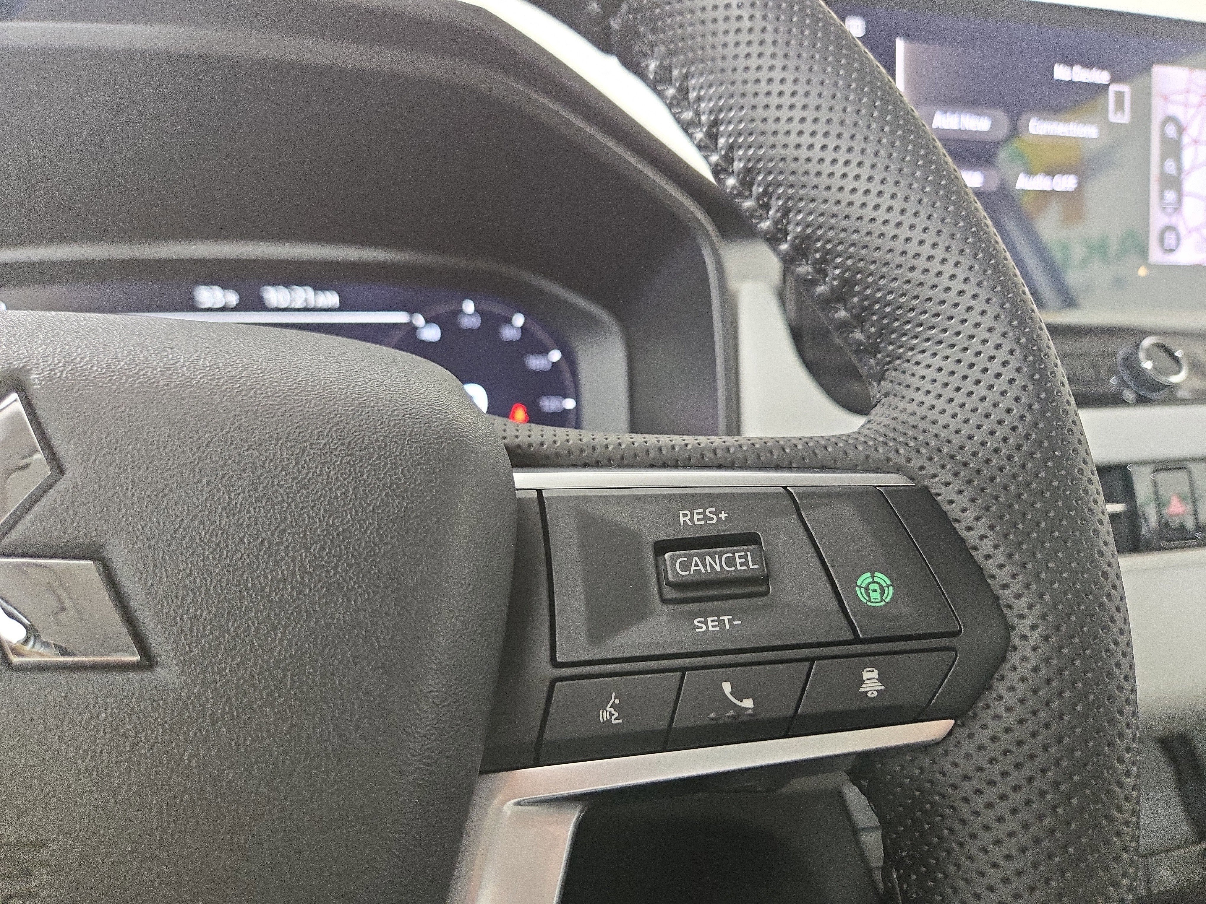 New 2026 Mitsubishi Outlander SE FWD image 16