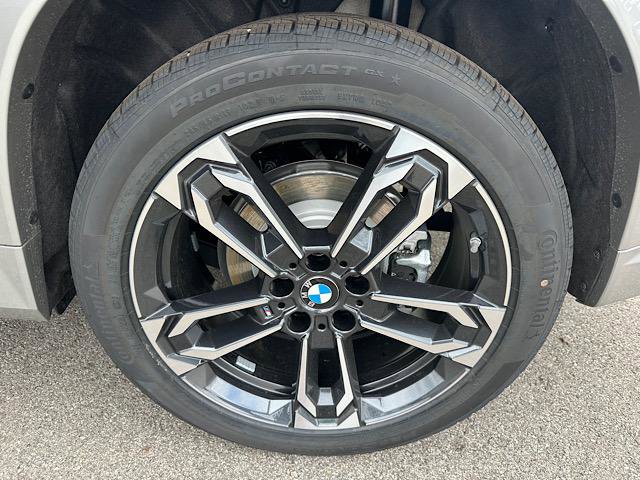 New 2026 BMW X1 xDrive28i w/ Technology Package AWD/4WD image 7
