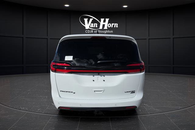 New 2026 Chrysler Pacifica Limited w/ S Appearance Package image 14