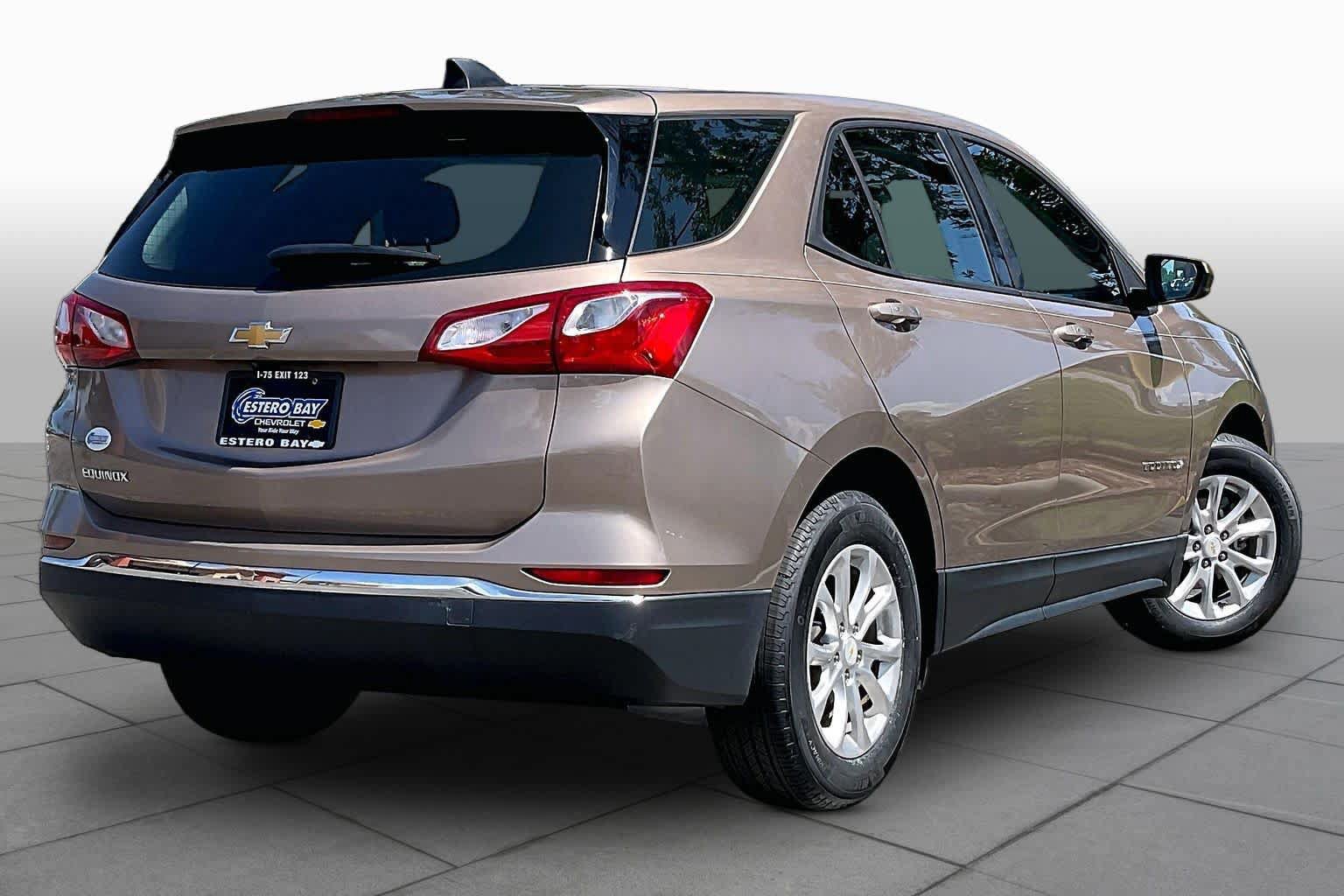 Used 2018 Chevrolet Equinox LS FWD image 13