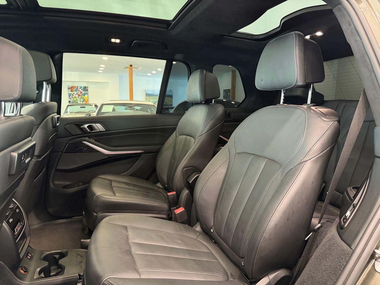 Used 2022 BMW X7 xDrive40i w/ M Sport Package image 7