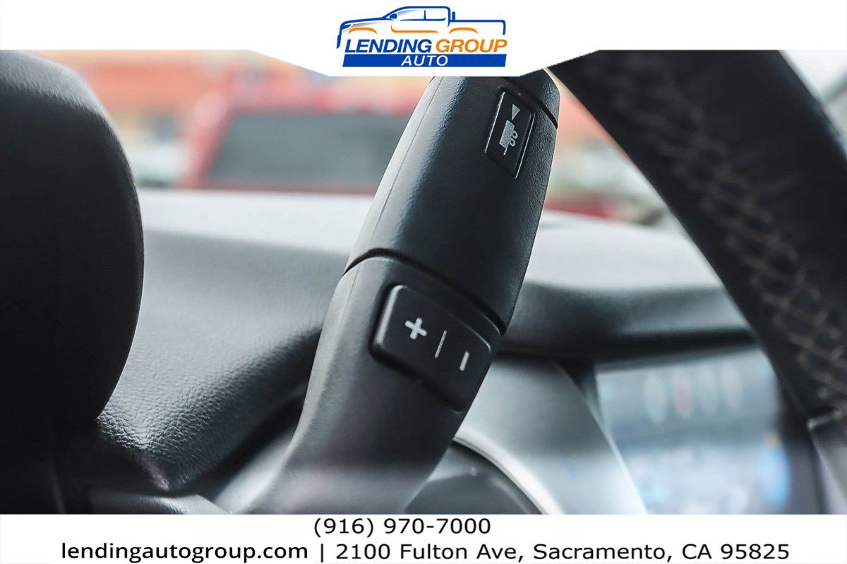 Used 2017 GMC Yukon SLE w/ Convenience Package image 18