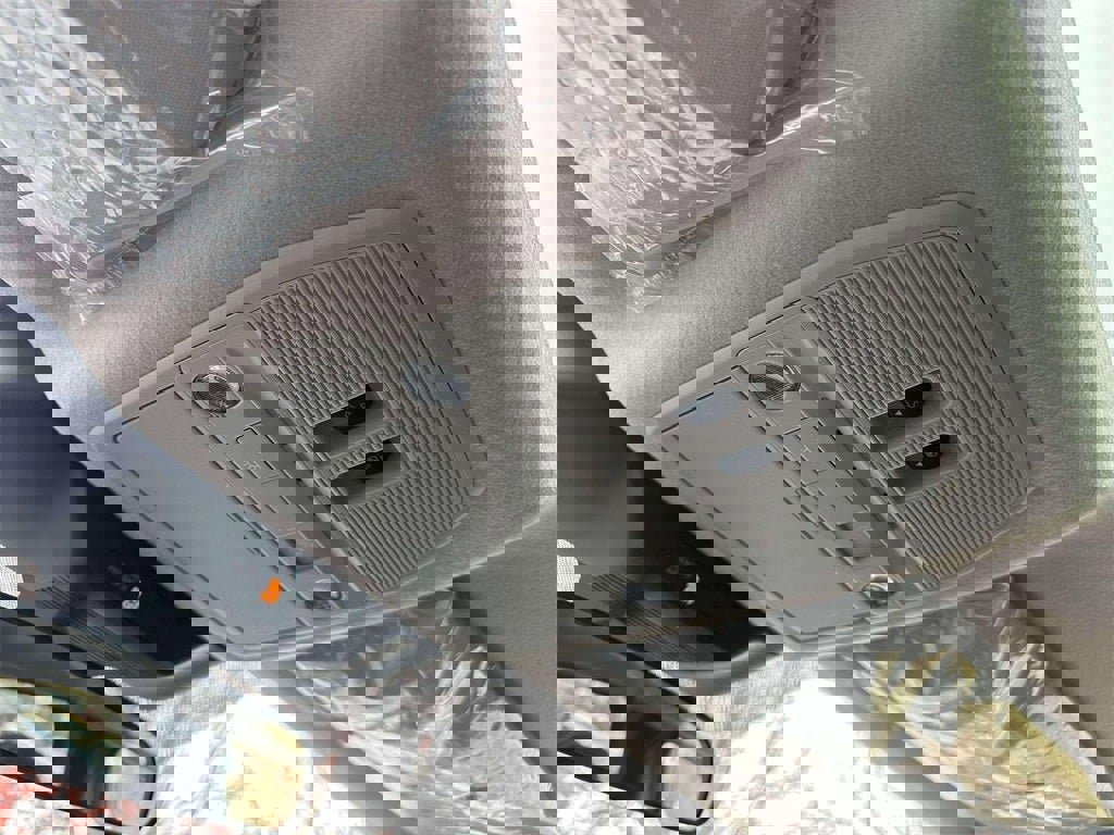 New 2026 Nissan Kicks SV w/ SV Premium Package image 31