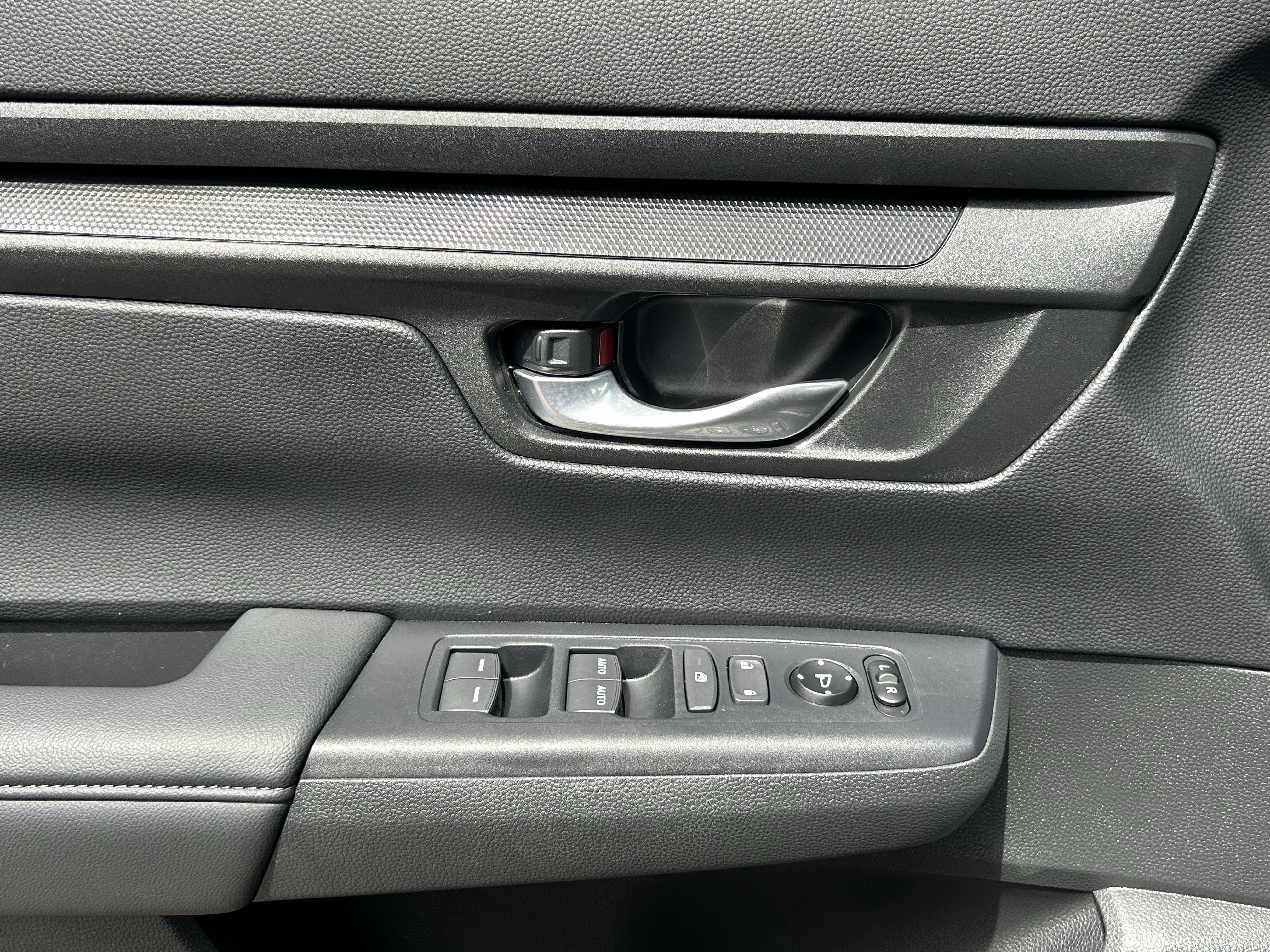 Used 2023 Honda CR-V EX image 21