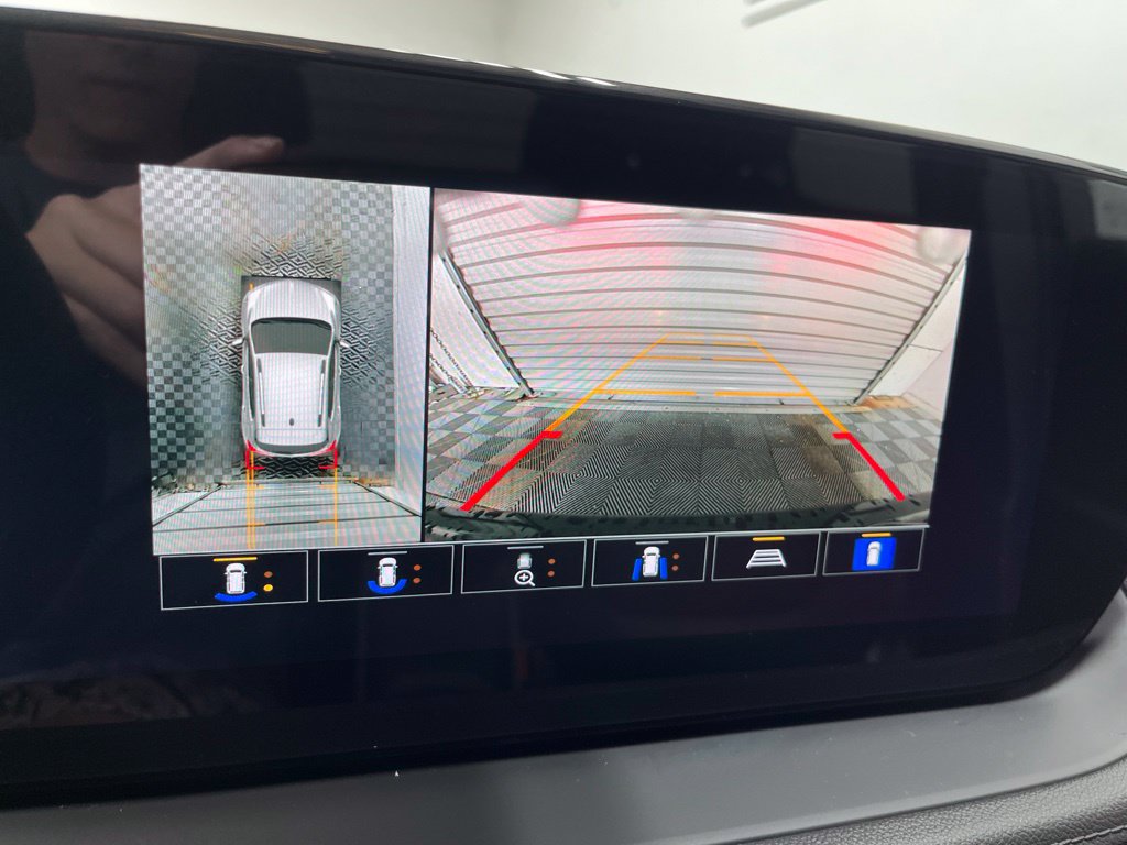 New 2026 Buick Encore GX Sport Touring w/ Advanced Technology Package FWD image 9