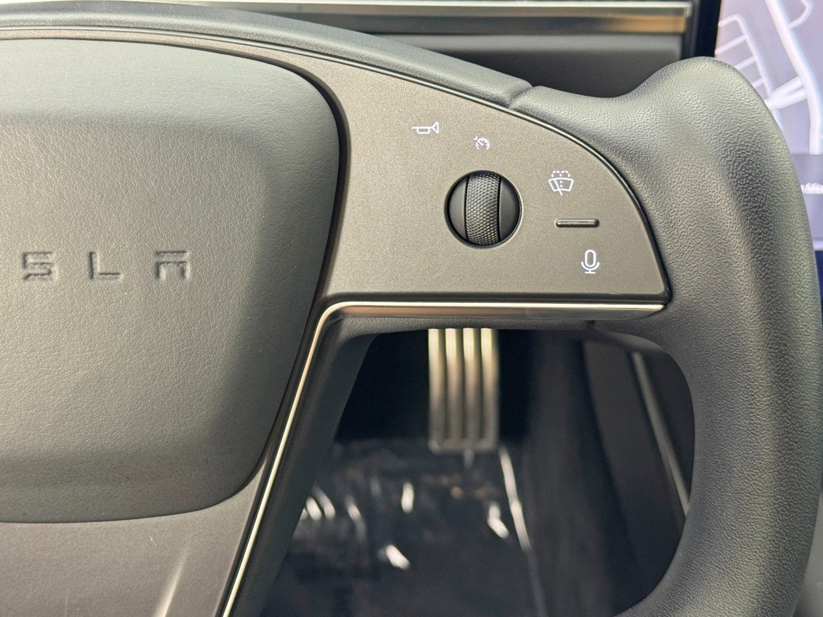 Used 2021 Tesla Model S Plaid image 21