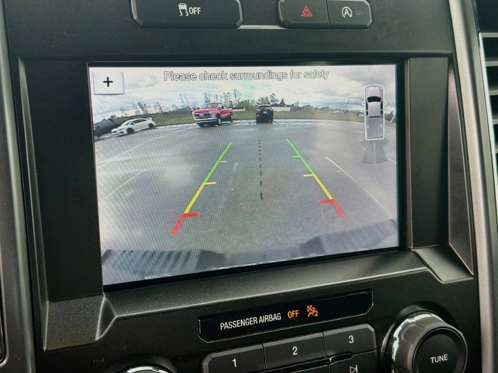 Used 2019 Ford F150 XLT w/ Equipment Group 302A Luxury AWD/4WD image 16