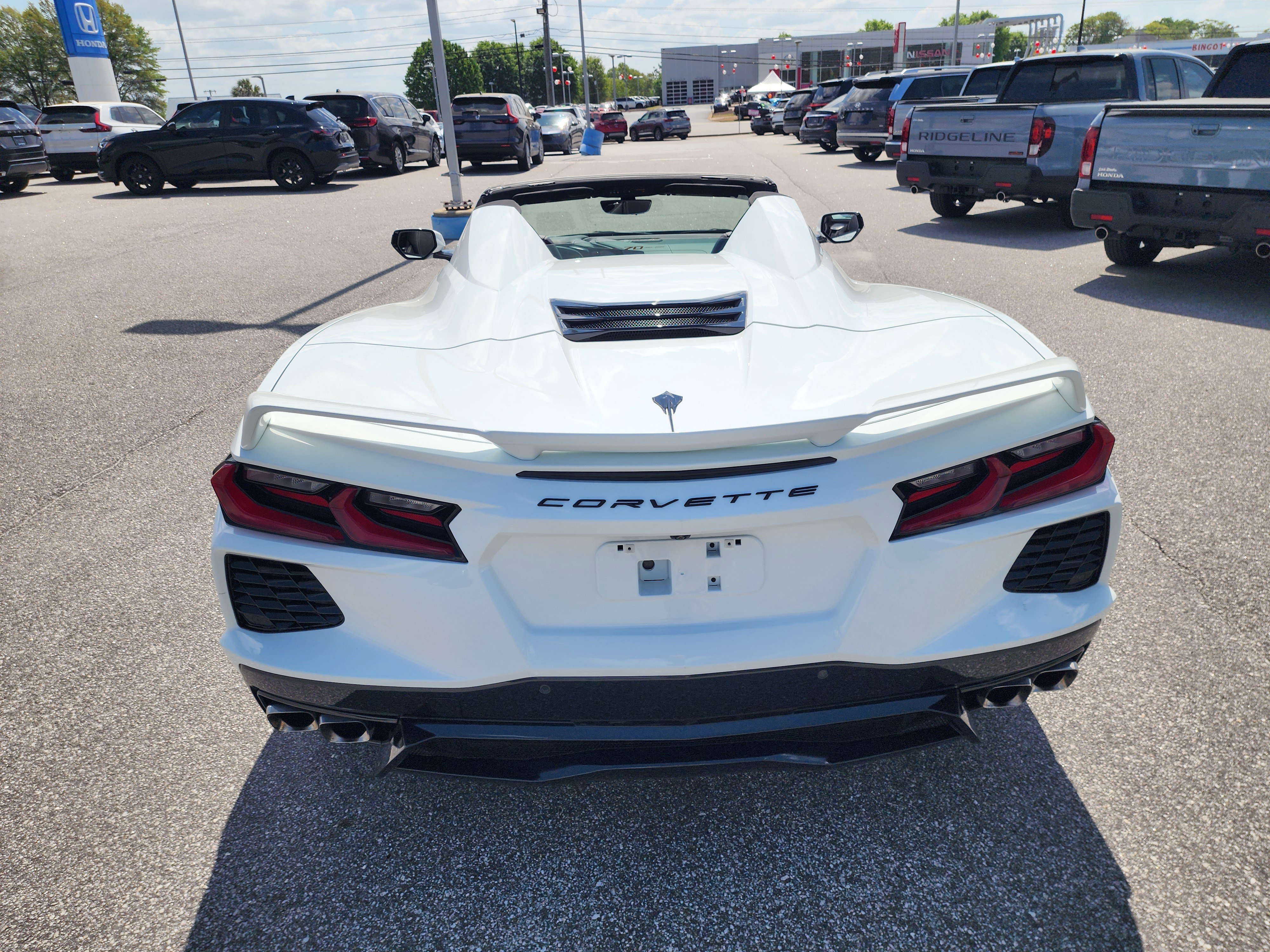 Used 2023 Chevrolet Corvette Stingray Premium Conv w/ Z51 Performance Package RWD image 5