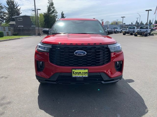 Certified 2025 Ford Explorer ST-Line AWD/4WD image 11