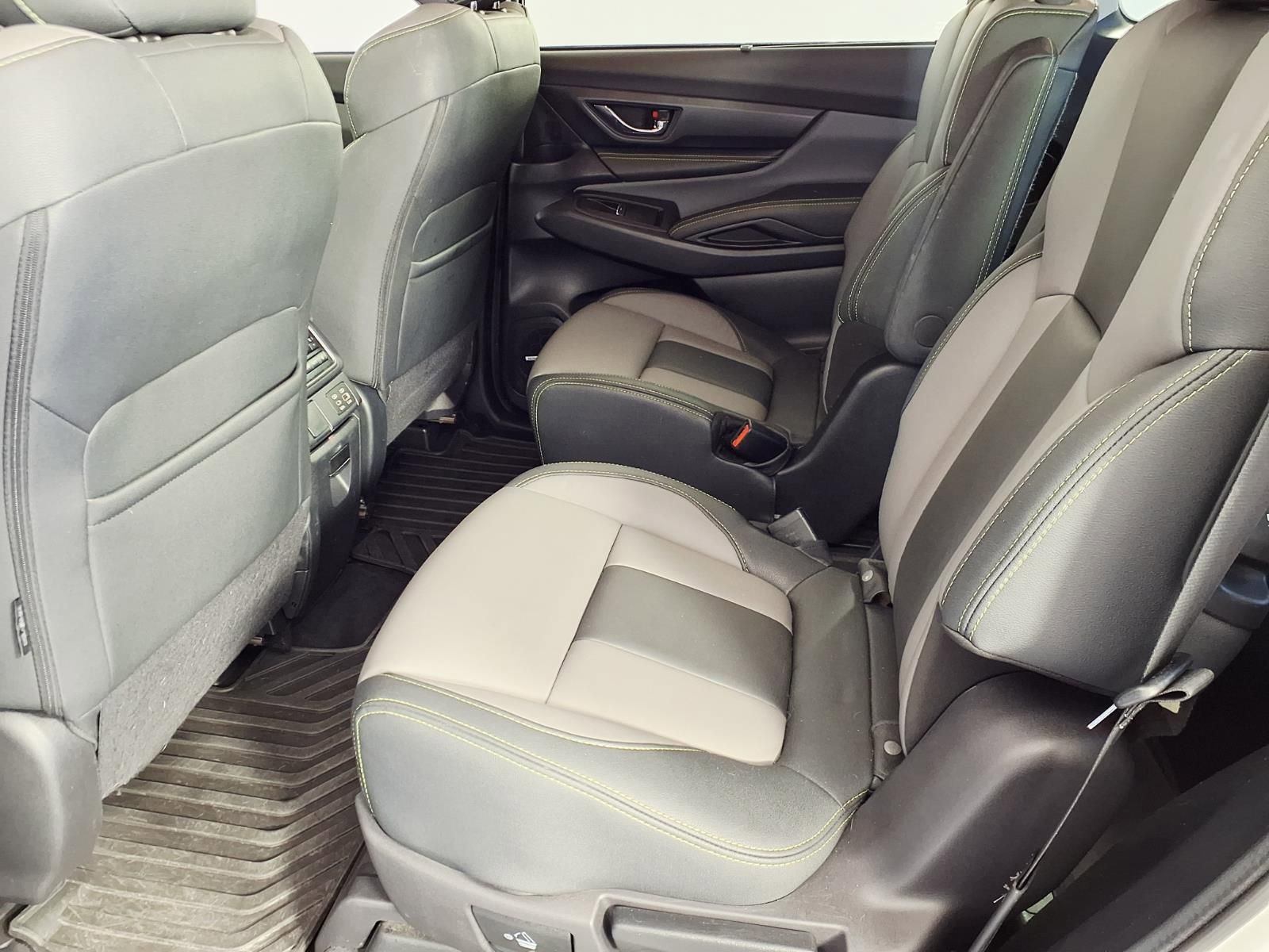 Used 2023 Subaru Ascent Onyx Edition Limited AWD/4WD image 10