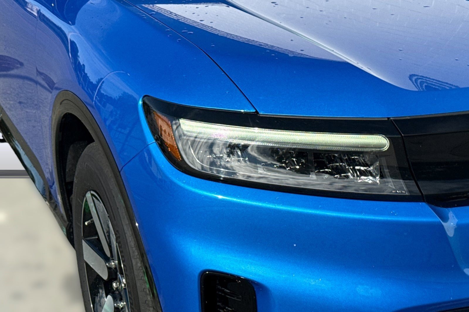 Certified 2024 Honda Prologue Touring image 11