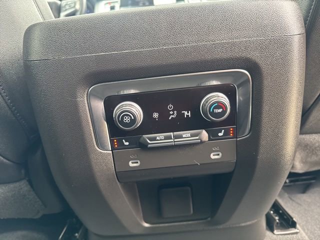 Used 2024 Chevrolet Tahoe Z71 w/ Luxury Package image 14