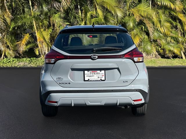Used 2023 Nissan Kicks SR w/ SR Premium Package image 6