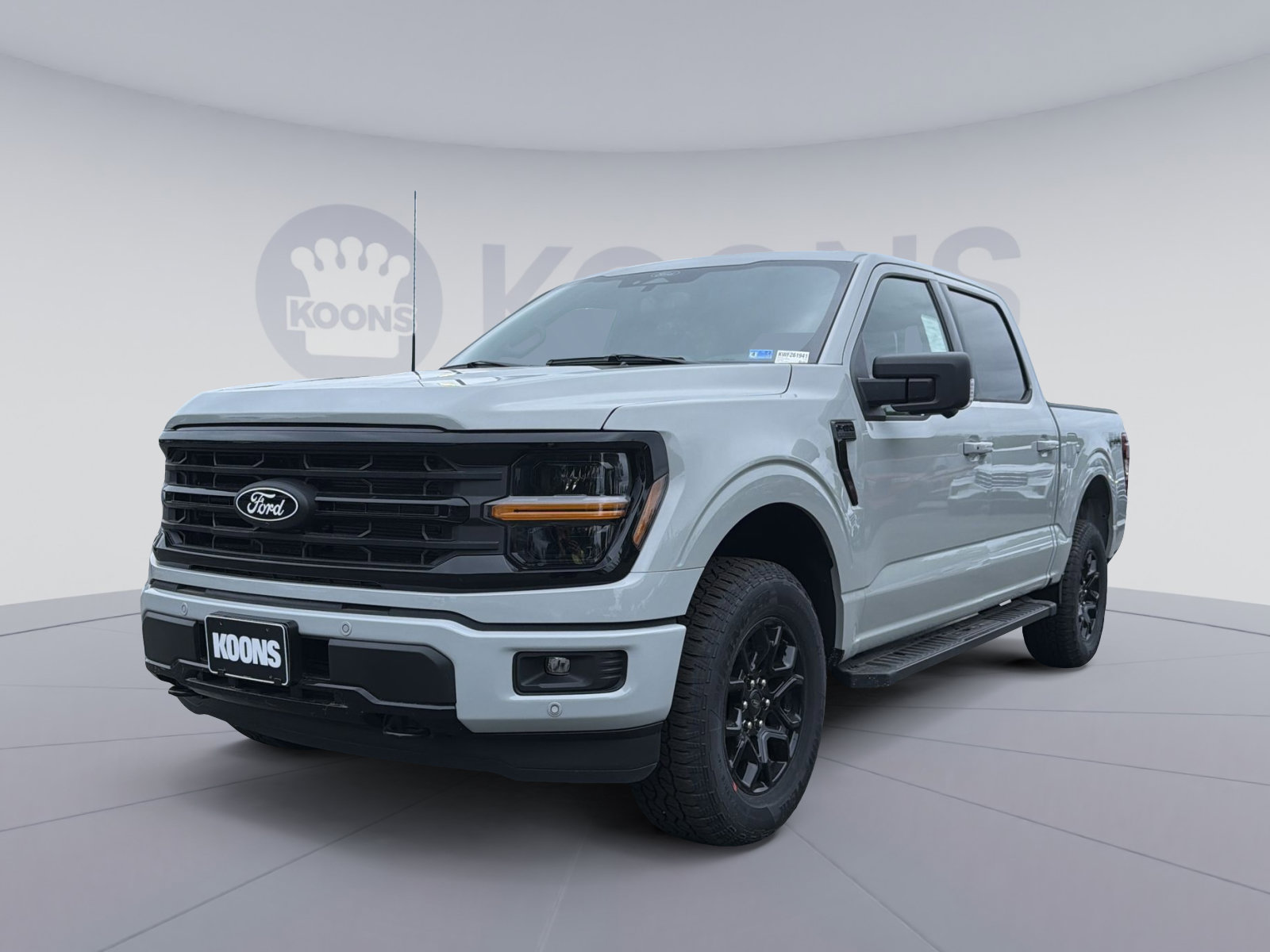 New 2026 Ford F150 XLT w/ Equipment Group 302A MID