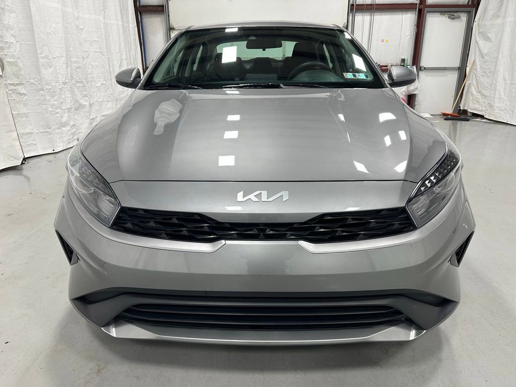 Used 2024 Kia Forte LXS image 2