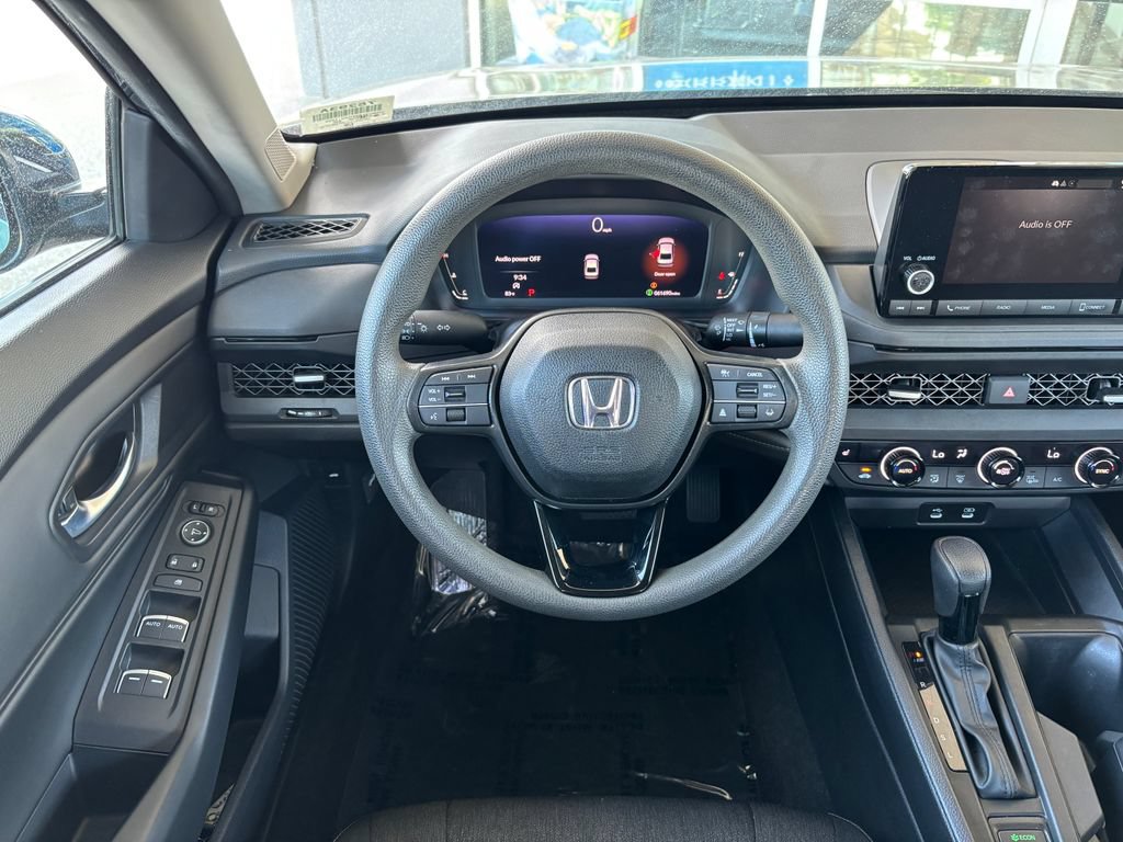 Used 2024 Honda Accord EX image 9