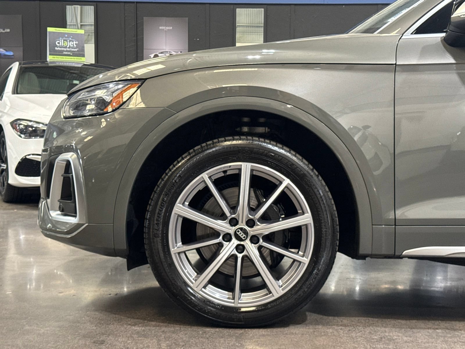 Used 2023 Audi SQ5 Premium Plus w/ Premium Plus Package AWD/4WD image 10